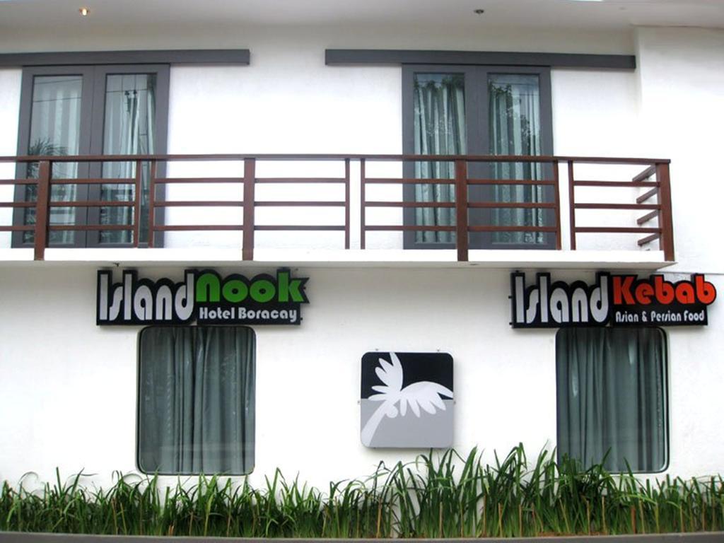 Island Nook Hotel Balabag  Exterior photo